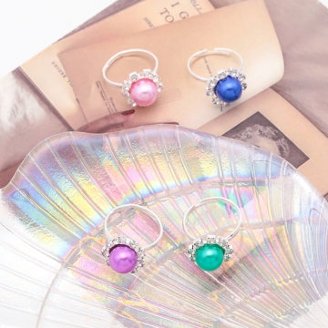 キッズ用リング ランダム カラーパール風 子ども用 おもちゃの指輪 オープンリング 外径約17mm内径約15mm（1ケース）