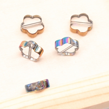ガラスビーズ 五弁花 クリア オーロラメッキの縁 研磨加工 フラットビーズ 約12mm（4ヶ）