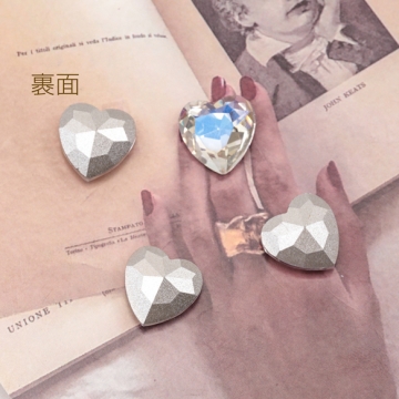 ガラスストーン ハート キラキラ 穴なし 立体 Vカット ビジュー 貼り付け ガラスパーツ 約12×12mm（2ヶ）