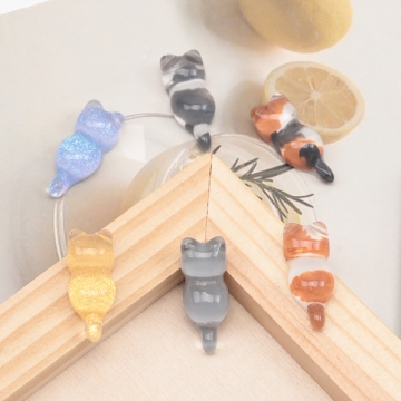 アニマルデコパーツ ネコ 仔猫 カラフル 樹脂 貼り付け デコパーツ アクリルパーツ 約9×22mm（4ヶ）