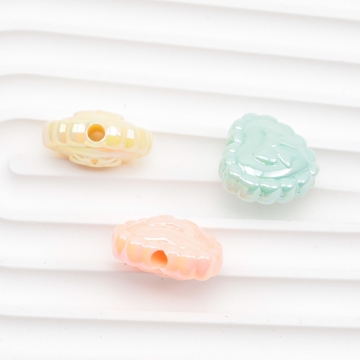 アクリルビーズ ぷっくりハート リボン模様 フチフリル風 縦穴 オーロラカラー カラーランダム 約19×22mm（6ヶ）